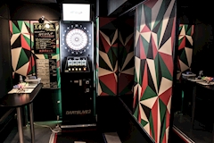 CAFE BAR DARTS店内