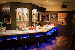 岡崎 ガールズバー・ティンクル 店舗写真