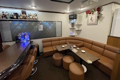 恵・ケイ - 名古屋 錦のスナック 店舗写真