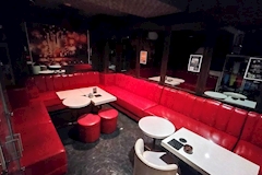 ARTEMIS・アルテミス - 川崎駅前のパブ/スナック 店舗写真