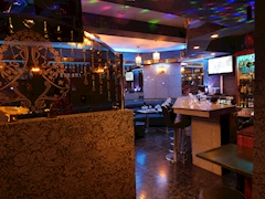 KIRARI・キラリ - 川崎駅前のパブ/スナック 店舗写真