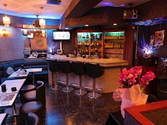 KIRARI・キラリ - 川崎駅前のパブ/スナック 店舗写真