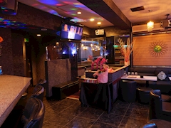 KIRARI・キラリ - 川崎駅前のパブ/スナック 店舗写真