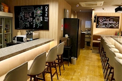 Girl's Bar Happiness・ハピネス - 船橋のガールズバー 店舗写真