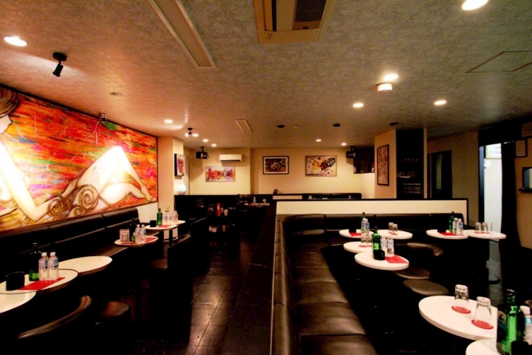 埼玉キャバクラ・ガールズバーBEST20:12位 club Galerie