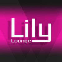 Lounge Lily
