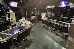 ONZE BAR・オンズバー - 神戸・三宮のガールズバー 店舗写真