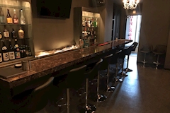 Girl’s Bar Mercury・マーキュリー - 日暮里のガールズバー 店舗写真