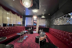 PUB CLUB NADiA・ナディア - 聖蹟桜ヶ丘のキャバクラ 店舗写真