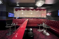 PUB CLUB NADiA・ナディア - 聖蹟桜ヶ丘のキャバクラ 店舗写真