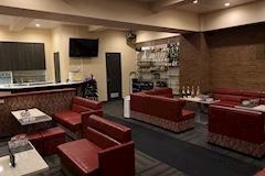 Lounge 117・イチイチナナ - 新大宮のラウンジ/クラブ 店舗写真