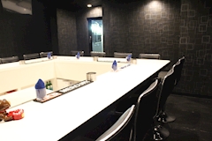 FREE STYLE BAR EIGHT・フリースタイルバーエイト - 刈谷のガールズバー 店舗写真