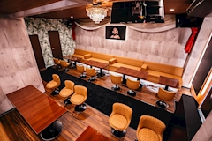 MINICLUB QUEENSCOURT・ミニクラブ クイーンズコート - 春日井のガールズバー 店舗写真