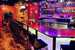 まりんちゅ～る - 西中島のガールズバー 店舗写真