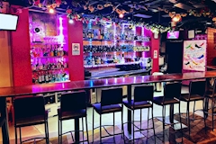 まりんちゅ～る - 西中島のガールズバー 店舗写真