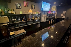 NEW BLUE SKY・ブルースカイ - 和光市のガールズバー 店舗写真