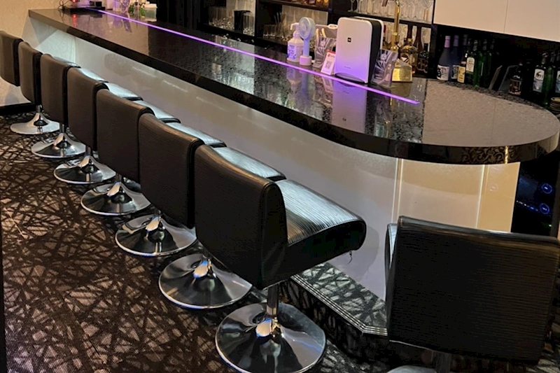 静岡県キャバクラ&ガールズバー第19位.Casual bar 88