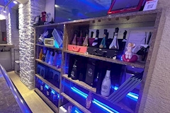 CAFE&BAR VELLY・ベリー - 新橋のガールズバー 店舗写真