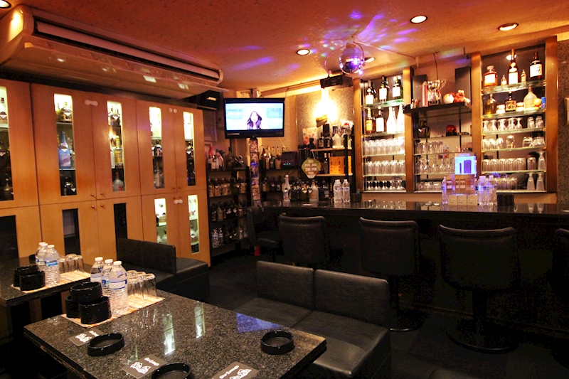 Bar Lounge WaKa・ワカ - 西中島のスナック 店舗写真